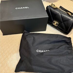 Chanel 19 Lambskin in Black - Size Small - New - Never Worn